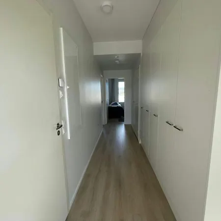 Huoneisto Spacious For 6 With Sauna